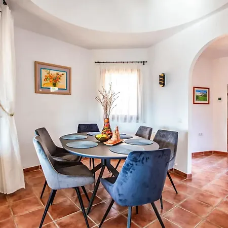 Holiday home Casa Dominika *