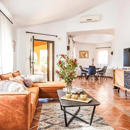 Casa Dominika *